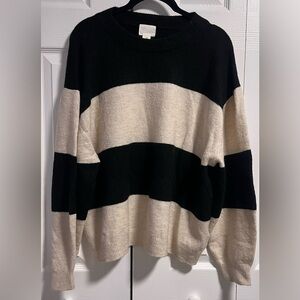 Women's H&M Black and Cream Striped Crew Neck Sweater